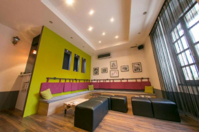  City Hostel Trogir  Трогир